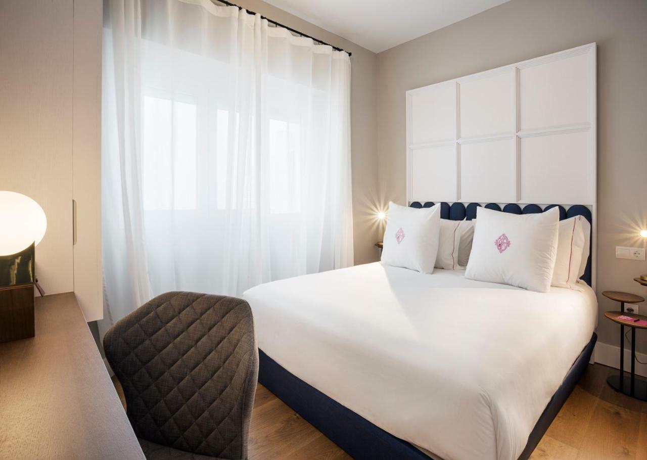 Apartamentos One Shot Conde De Torrejon Sevilla Exteriér fotografie
