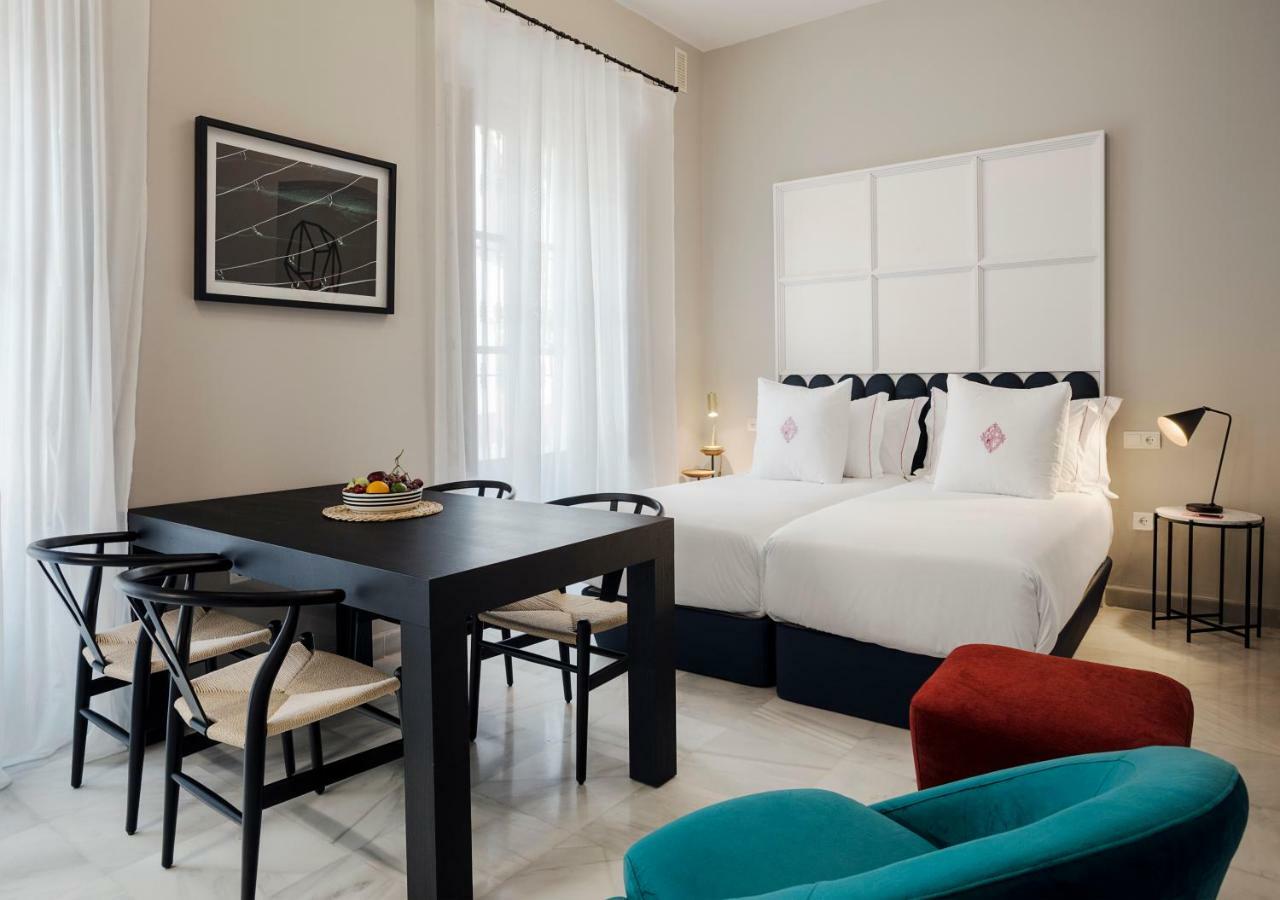 Apartamentos One Shot Conde De Torrejon Sevilla Exteriér fotografie